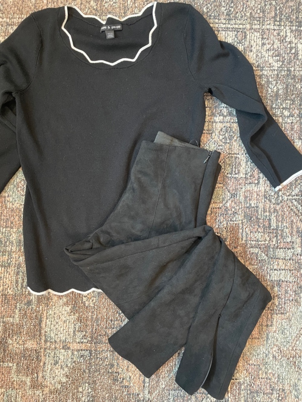 Zara Faux Suede Leggings Black XS Ankle Zip Stretch Skinny Pants Minimalist